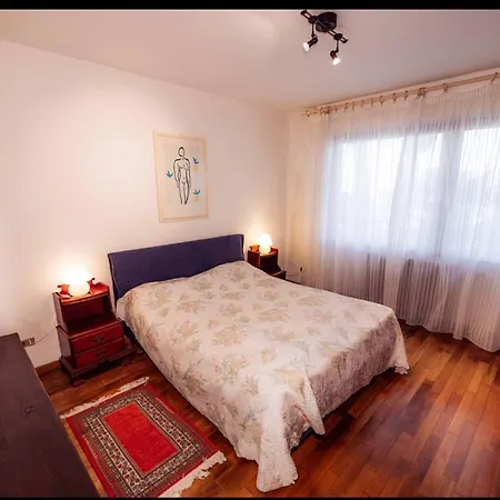 Lilli Villa